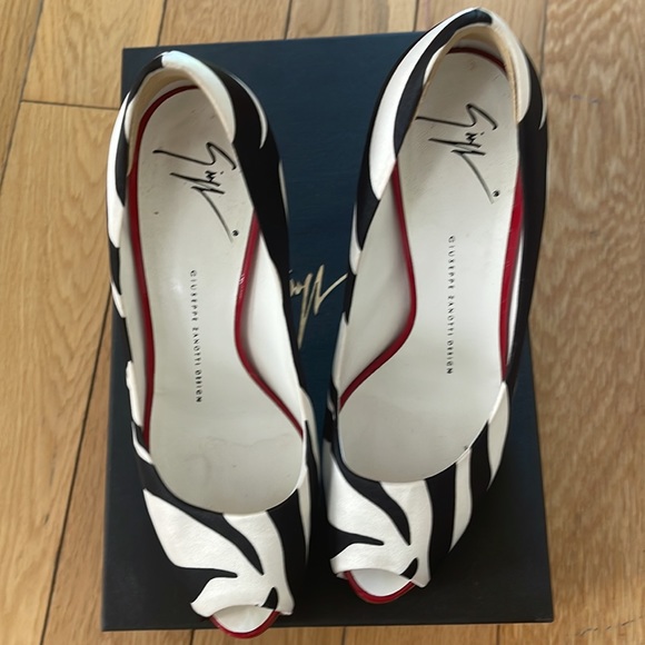 GIUSEPPE ZANOTTI ZEBRA PRINT PEEP TOE PUMPS 37 - Picture 2 of 16